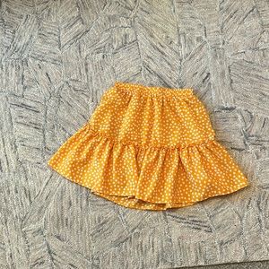 Yellow skirt